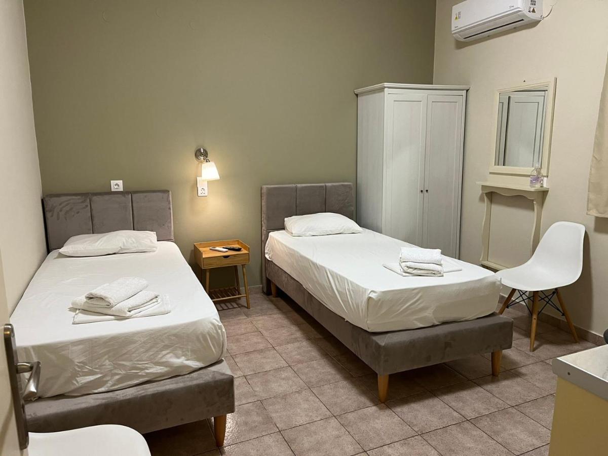Maro'S Apartments Аргостолион Екстериор снимка